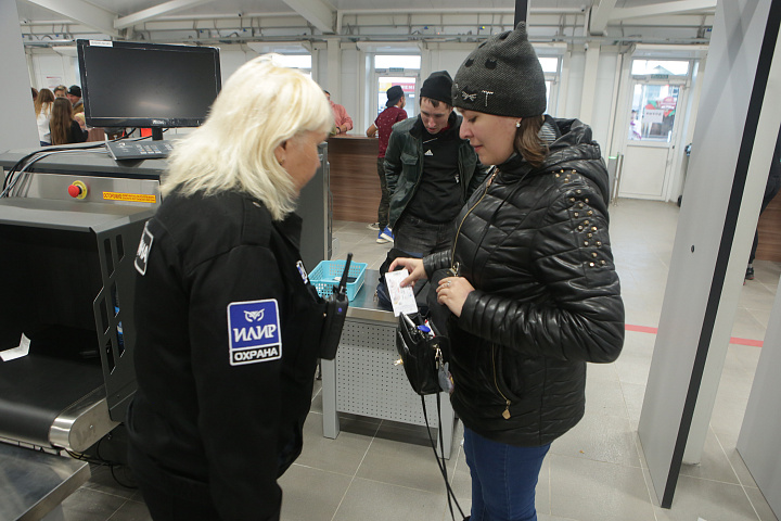 2018 - Охрана ледового дворца Кристалл Арена в Красноярске