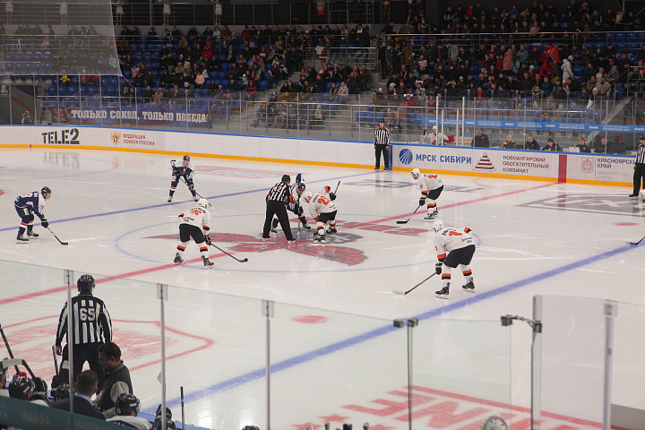 2018 - Охрана ледового дворца Кристалл Арена в Красноярске